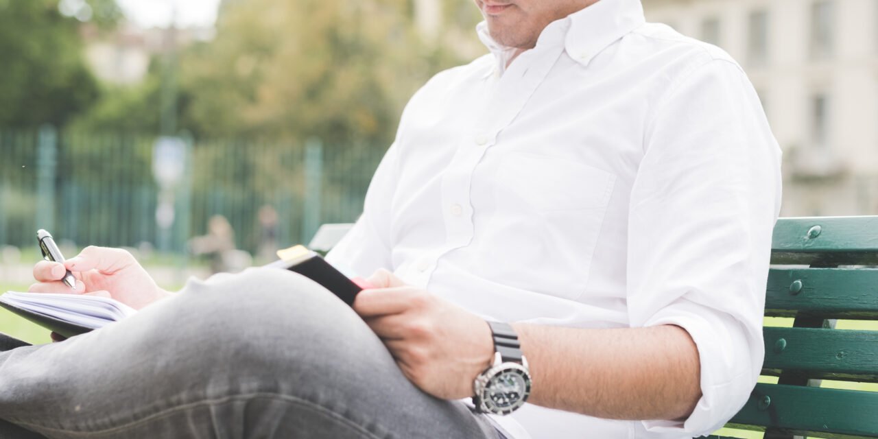 Winning Over Your Neighborhood: Effective HyperLocal Email Strategies for Small Businesses